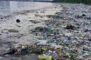 日本政府「2050年にプラごみの海への流出をゼロにしましょう」　海外の反応