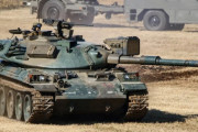韓国人「かつて世界最高水準と評価された日本の『74式戦車』の特殊すぎる足回りとは？なぜ日本は複雑な油圧サスペンションを採用したのか？‥」