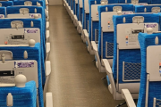海外「日本との差がヤバ過ぎる(笑)」 日本の電車のクーラーにフランス人が大感激してしまう