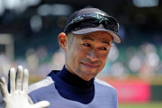 MLB公式「イチローは魔法使い」引退後もスーパープレイが話題に(海外の反応)