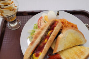 外国人「俺たちが日本にいる時、無性に食べたくなる洋食ｗｗｗｗ」