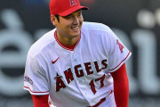 【海外の反応】大谷翔平さん、写真撮影で白人男性になる「これは三刀流」