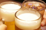 海外「割り勘負けするな！」下戸で日本の飲み会が苦手な外国人の相談に海外は・・・（海外の反応）