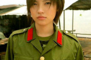 韓国人の反応「続編　門外不出の北朝鮮の女性兵士写真＆　　超がつくくらい　スーパー美女が多いのはなんで？」