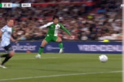 オランダ人「点取り屋だ」上田綺世、左足一閃で今季7ゴール目！CL出場決定に貢献で現地サポから称賛続出！【海外の反応】