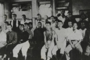 韓国人「日本人は完全に朝鮮人を見抜いていた」