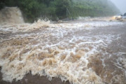 韓国人「台風9号がもたらした強力な風雨で韓国南部に被害が続出！河川の氾濫や浸水被害」　韓国の反応