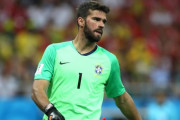ブラジル代表GK、1試合でレッドカードが2度も取り消しに！（海外の反応）