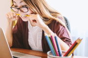新学習法！テレビを見てるだけで言語が学べる！？「ドラゴンボールからのほうが日本語が学べる♪」「勉強中の言語でゲームしてるよ」海外の反応