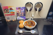 海外「確かに暮らせるわ」日本のネットカフェのサービスに驚き