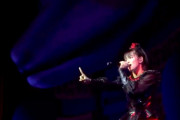 Su-METALにこんな風に見つめられたらどうする？　【海外の反応】