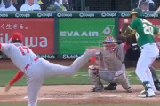 大谷、打者の頭部スレスレに投げてしまい、乱闘寸前に→海外「翔平笑ってるｗｗｗ」「なんて好感の持てる男なんだ。最高の才能を持ち、くだらないことは一切しない」