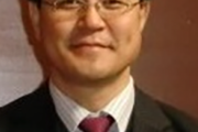 韓国紙「"辞退" の 大統領秘書官 "マスコミ、国民の考えを歪曲し低能児を作る"」韓国の反応
