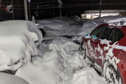 外国人「北陸のスキー場に行ったけど大雪すぎて後悔している」
