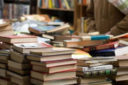 「イラクの書店は夜間に本を放置しているので、盗まれないのか質問したら…」→イラク人の説明