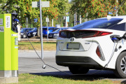 トヨタ-ガソリン車廃止は無理がある…と米国上院議員で発言【海外の反応】