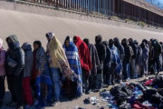 海外「欧米人は自国から移民がいなくなれば良いのにと内心思っているのでは？」
