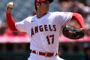 海外「最高」大谷翔平が試合中にベルトを緩めて海外大興奮！（海外の反応）