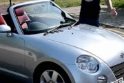 【海外の反応】ダイハツコペンという軽自動車はめちゃくちゃキュートだ！