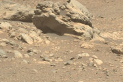 【海外】「NASAが火星で発見した不思議な岩の正体とは？」