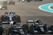 海外「力強い締めくくり」角田裕毅、2021年F1最終戦で自己最高4位！来シーズンの活躍に期待高まる