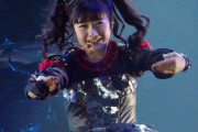 BabybeardがブラジルのアニメフェスでBABYMETALのPA PA YAを披露する　【海外の反応】