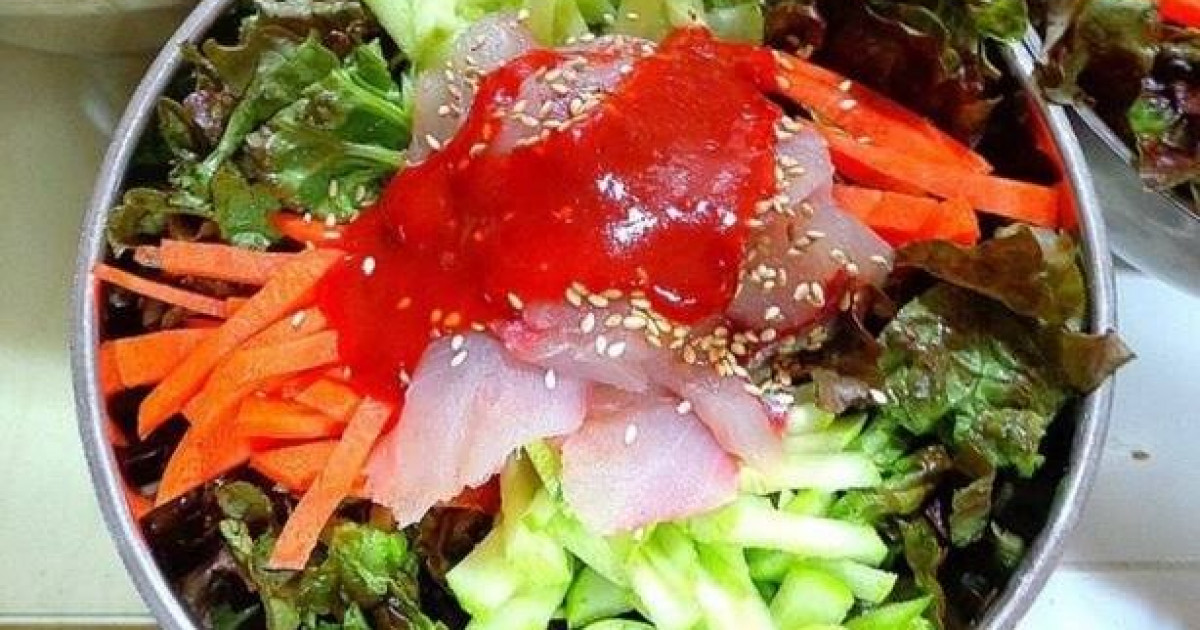 【画像あり】韓国人「日本のは魚の切り身を並べただけだ‥」韓国風刺身丼vs日本風刺身丼！美味しいのはどっち？　韓国の反応 | 海外の反応アンテナ