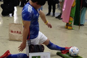 「このコスプレは素晴らしい」外国人と見るコミックマーケット101まとめ