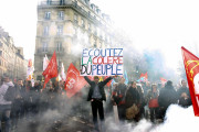 【海外の反応】フランス人「フランスよりも自国嫌いの国を挙げてみろ」