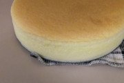 外国人「日本流のスフレチーズケーキを自分で作ってみた！」