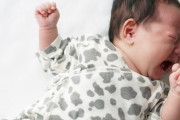 赤ちゃんを一瞬で泣き止ませる秘策がこちら →「このような科学者にはノーベル賞が必要です」「私の妻に試してみたが、効果がなかった」海外の反応