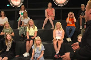 デンマークの子供向けテレビ番組で「大人が子どもたちの目の前で全裸になり現実を見せる」企画→ 賛否両論に