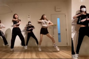 【海外】K-POPを踊るBABYMETALのMOAMETAL？