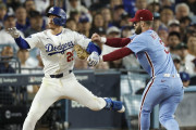 フィリーズファンの負け惜しみに全米騒然！←「ドジャースの実力だろ」（海外の反応）