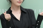 韓国人「弾劾集会の時のようにスタバを奢ってくれ」IUのSNSが“テロ”状態に、一体なぜ？
