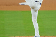 韓国人「ロバーツ監督が佐々木を絶賛！163kmで試合を締めた佐々木に監督も絶対的信頼」→「羨ましいチーム環境…（ﾌﾞﾙﾌﾞﾙ」