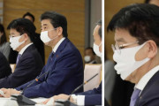 日本のメディアは安倍のマスクに焦点を当て続けるけどさ（海外の反応）