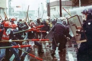 1985年の成田空港は戦国時代の合戦場だった(海外の反応)
