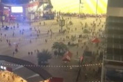 海外「これがアメリカだ」 アメリカの野球の試合中に銃声、混沌と化すスタジアム