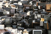 海外「家電大国ニッポン」独特なサウンドを出す日本のバンドに海外が驚愕！（海外の反応）