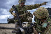 【海外の反応】日本はより強力な軍隊を望むが、兵力を確保できるだろうか　海外の反応「賃金を上げるべき、ガンダムの建造を開始しろ」