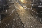海外「初めて見て驚いた…」道路から水が…日本の融雪パイプに海外興味津々（海外反応）