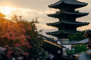 海外「やはり日本の寺院は素晴らしい！見てるだけで幸せになる！」京都にある法観寺の八坂の塔を外国人も絶賛！