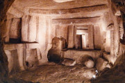【海外】マルタの地下に眠る壮大な建造物 〜ハル・サフリエニの地下墳墓〜