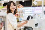 白人男性がスーパーで日本語を話した結果、恥をかく…「スーパーで知らない人とは絶対に話さない、だって他人だもの」「本当に不安になった」海外の反応