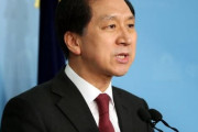 韓国人「韓国政府と日本政府の裏取引疑惑に、もし事実なら卑怯で耐え難いほど屈従的な外交惨事」と野党議員が忠告！