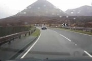 逆走車を神回避 in スコットランド