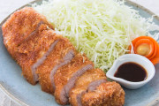 日本のとんかつに付いてくるキャベツが美味しく準備できない！←「コツはね・・・」（海外の反応）