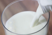 韓国人「日本のスーパーで購入した牛乳を飲んで感じた点をご覧ください・・・」→「俺は日本の牛乳を飲んで韓国の牛乳は本当にゴミだというのを知った」