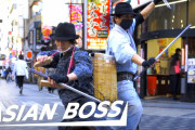 海外「本物のサムライも喜んでるはず！」日本で活躍する「ゴミ拾い侍」に密着したインタビューに絶賛！